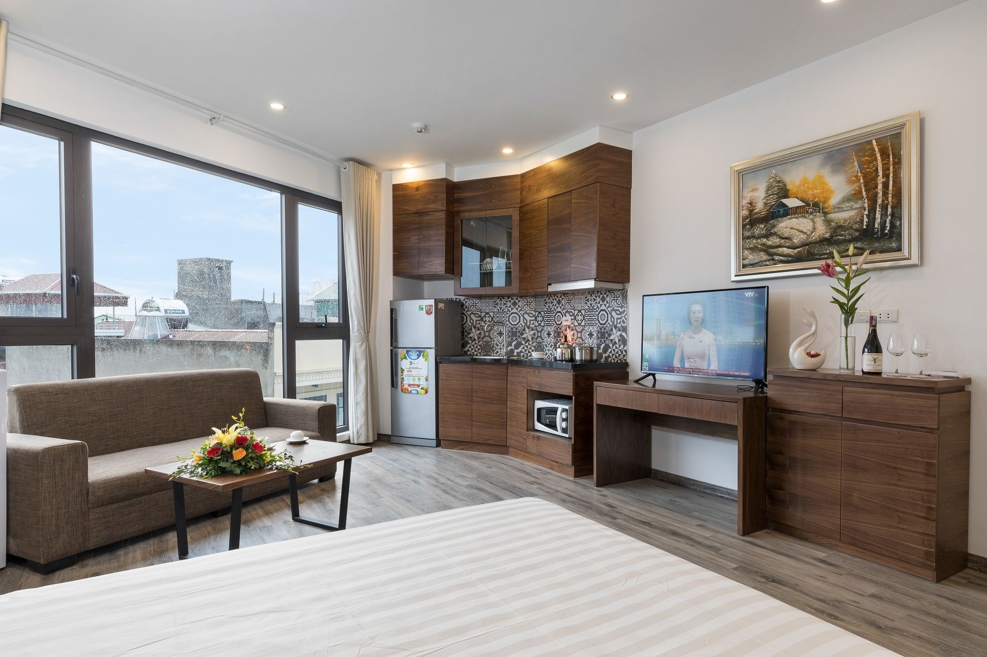 Hotel Granda West Lake Hanoi