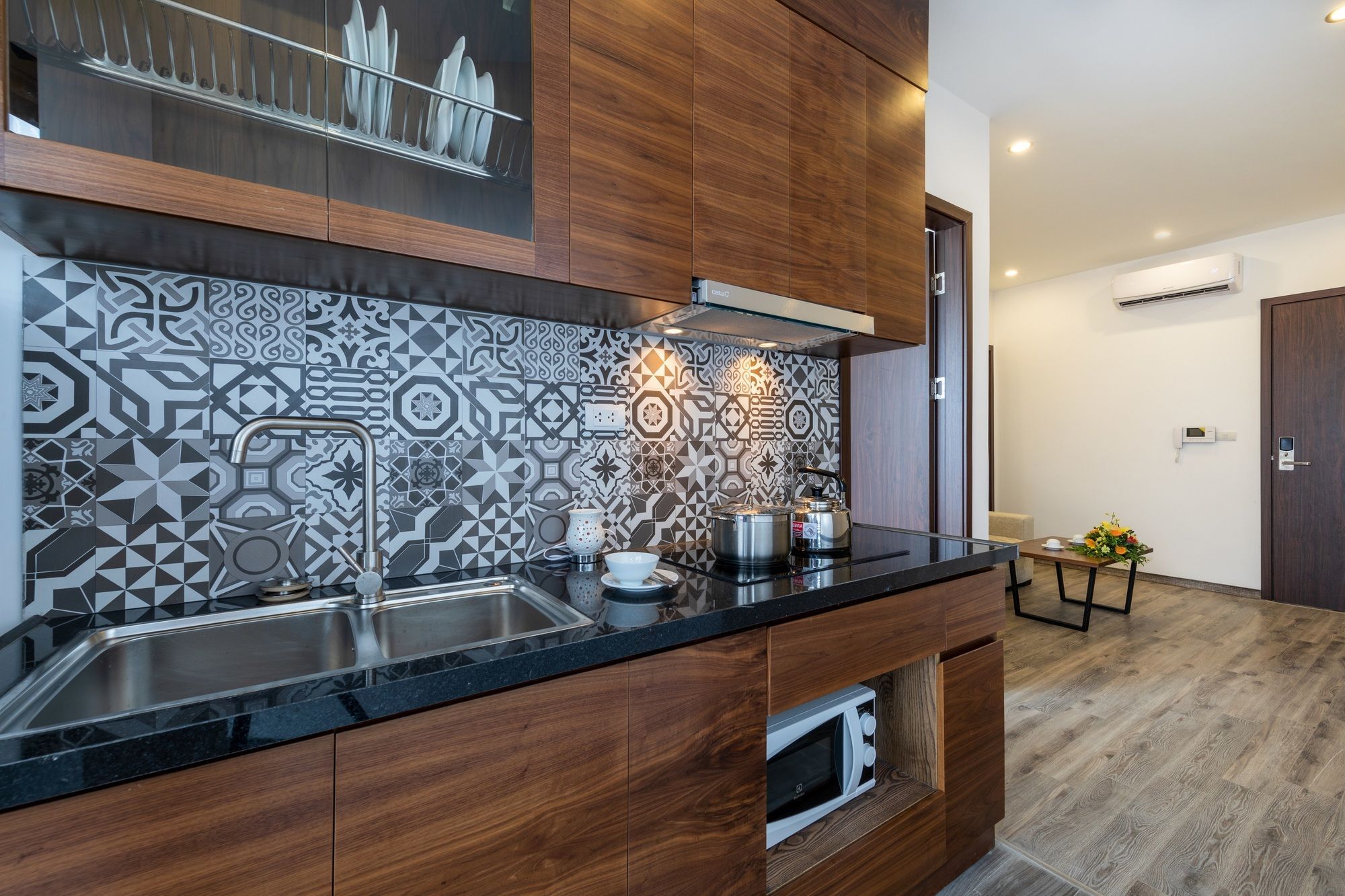 Granda West Lake 3* Hanoi