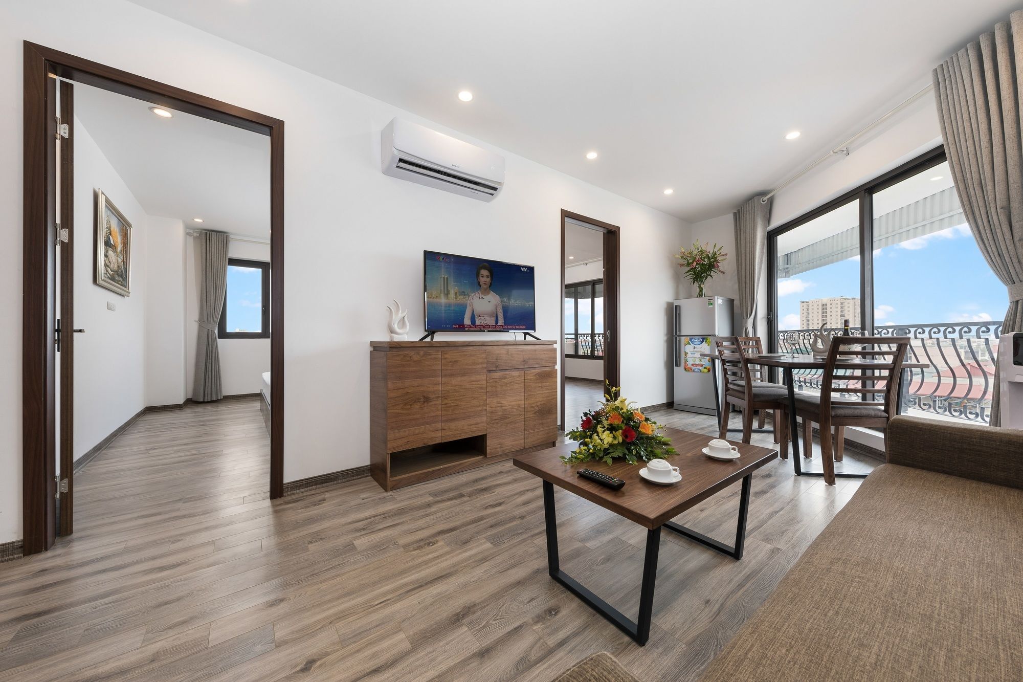 Hotel Granda West Lake Hanoi